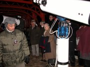 Nella sala dei piccoli telescopi (7699 bytes)